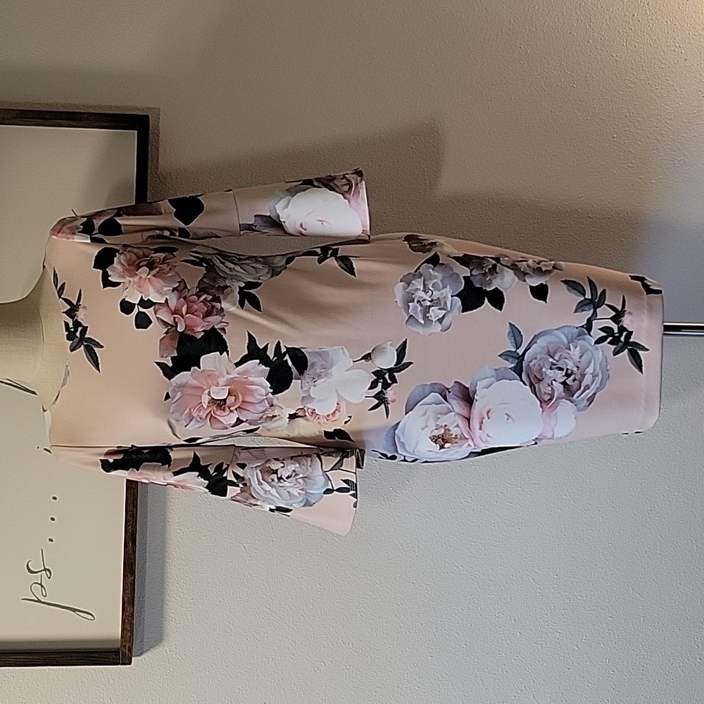 Calvin Klein Bell Sleeve Floral Sheath Dress - Picture 2 of 14